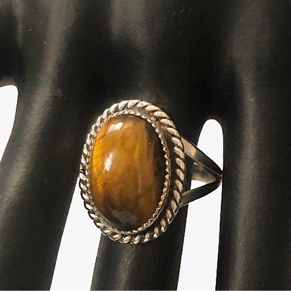 Native American Sterling Silver Ring w Tigers Eye and Woven Detail Sz 10-1/2 - Picture 4 of 17